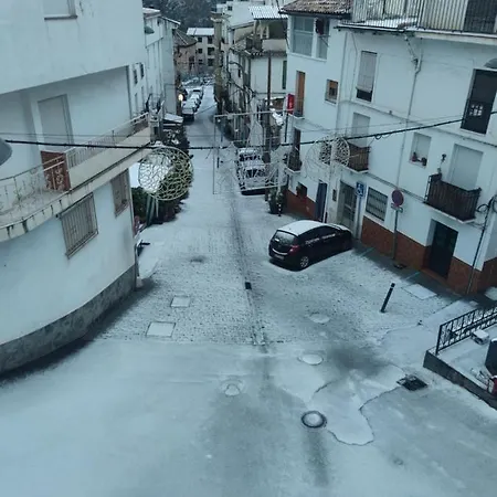 Vivienda En El Centro De * Guejar Sierra